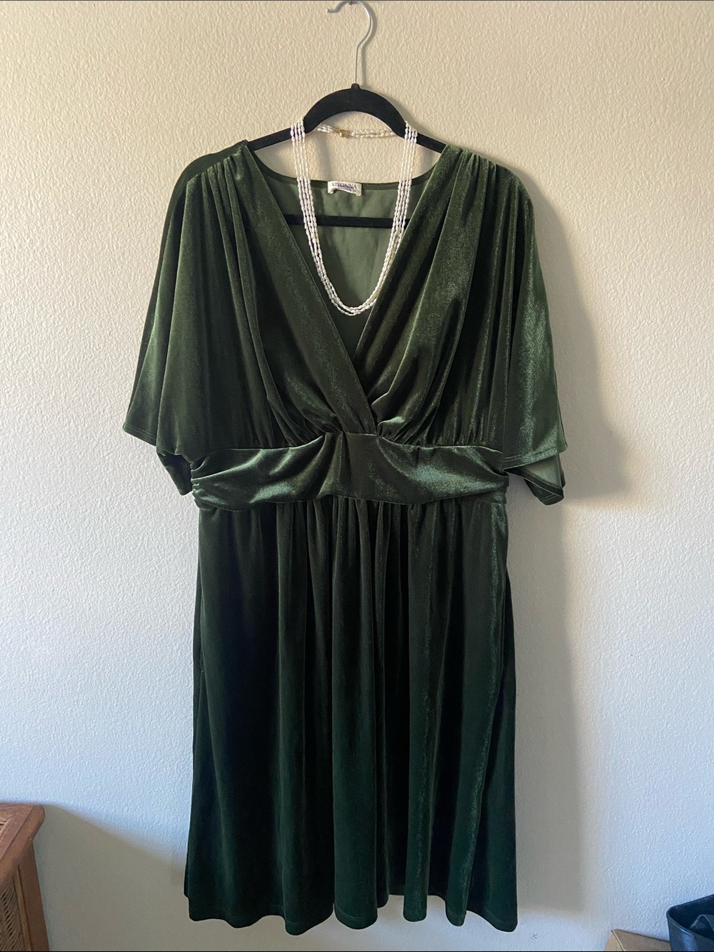KIYONNA Angelic Green Velvet MIDI Cocktail Dress